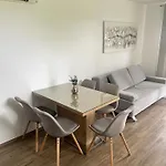 Apartmaji Aida