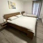 Apartmaji Aida Apartment *