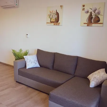 Apartmaji Aida *
