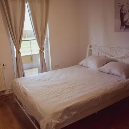 Apartmaji Aida Apartment *