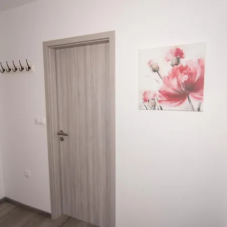 Apartmaji Aida