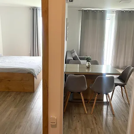 Apartmaji Aida