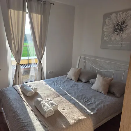 Apartmaji Aida *