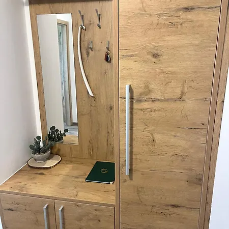 Apartmaji Aida *